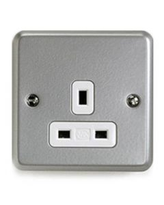 MK K848ALM Unswitched Socket 1 Gang 13a